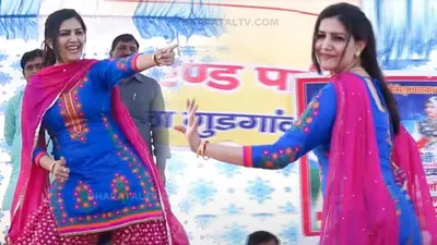 sapna dance video  स्टेज पर चढ़कर सपना चौधरी ने जमकर हिलाई कमर  हुस्न को देख सबका मचल उठा दिल